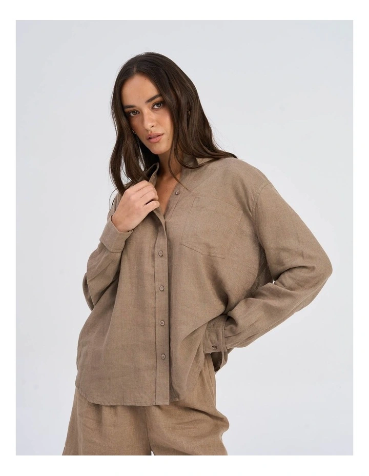 Bruxelles Long Sleeve Buttoned Shirt in Khaki image 6