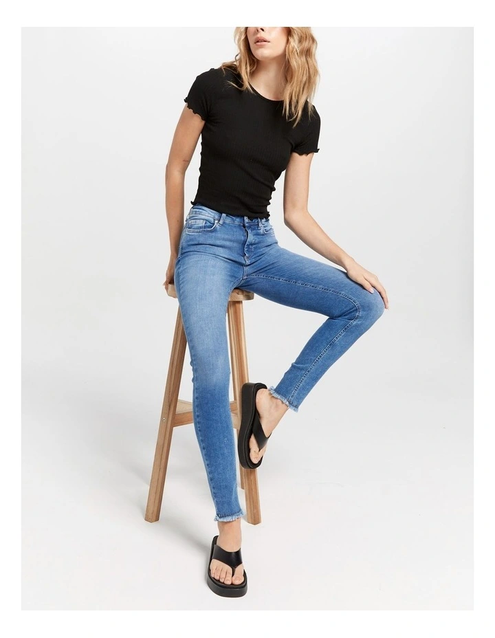 Blush Skinny Jeans in Medium Blue Denim image 5