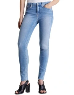 Mid Rise Skinny jeans in Denim Light