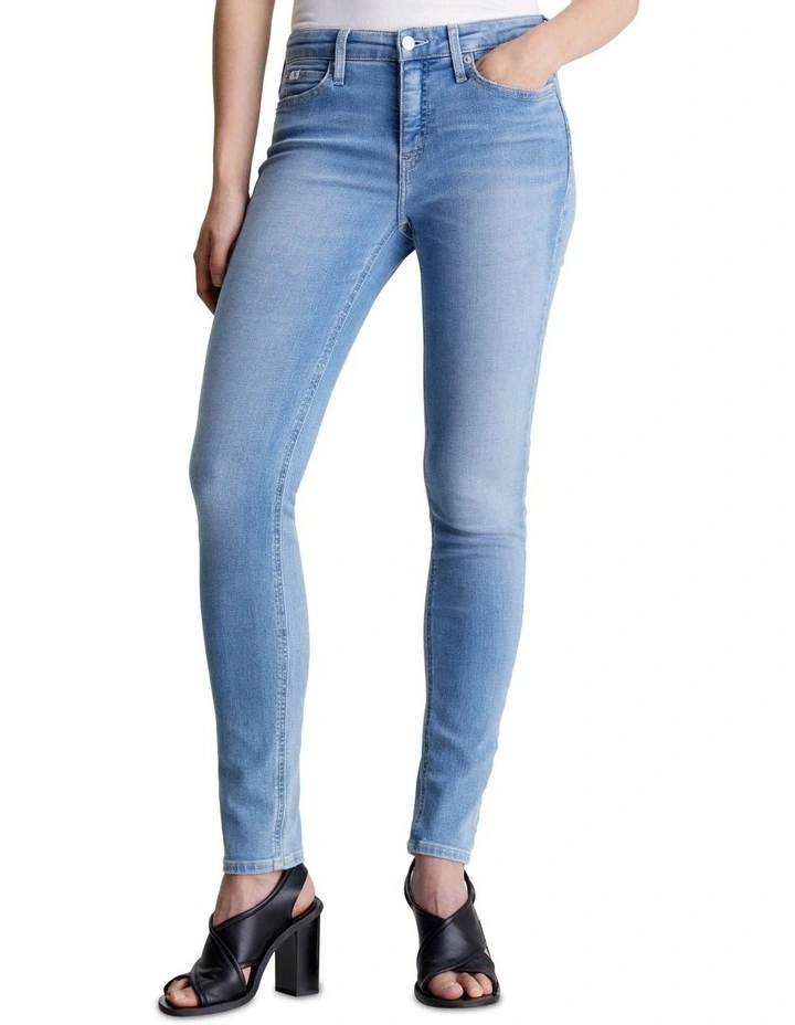 Mid Rise Skinny jeans in Denim Light image 1