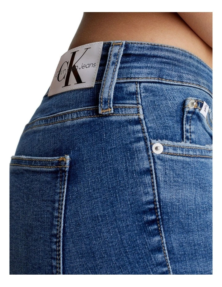 Mid Rise Skinny Jeans in Denim Dark image 3