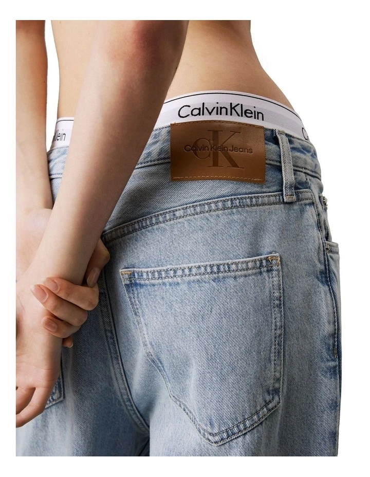 90's Loose Jeans in Denim Light image 4