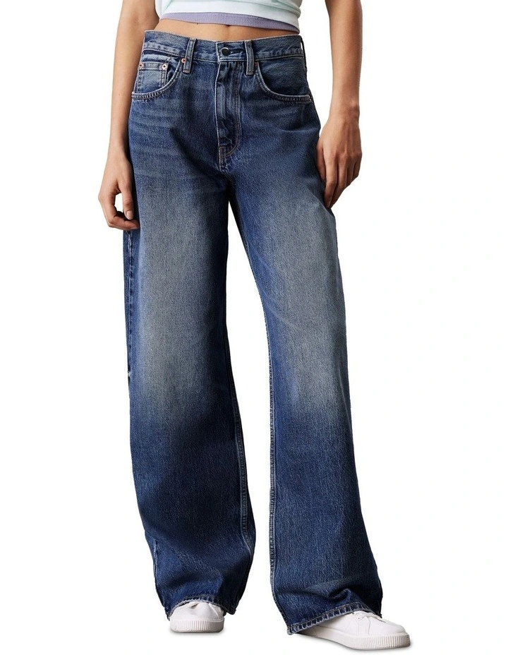 The Wide Leg Jeans in Tinted Horseshoe image 1