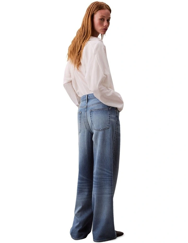 Low Rise Baggy Jeans in Grey image 2