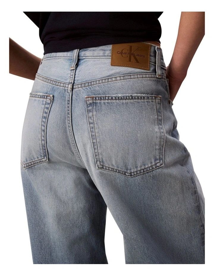 The Wide Leg Jeans in Rainy Blue image 4