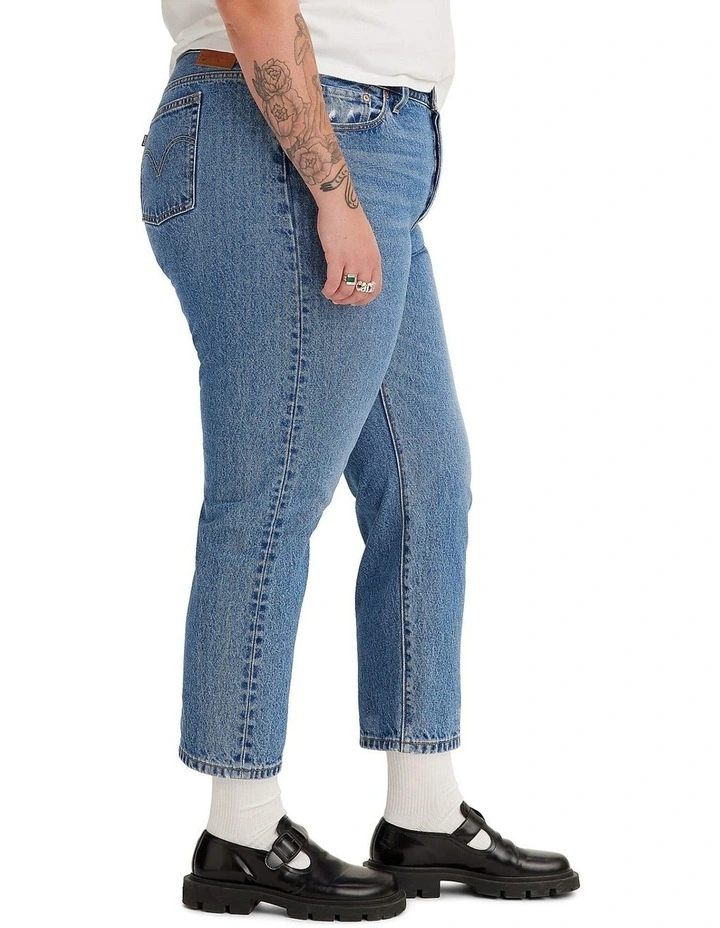 501 Original Cropped Jeans (Curve) in Must Be Mine image 2