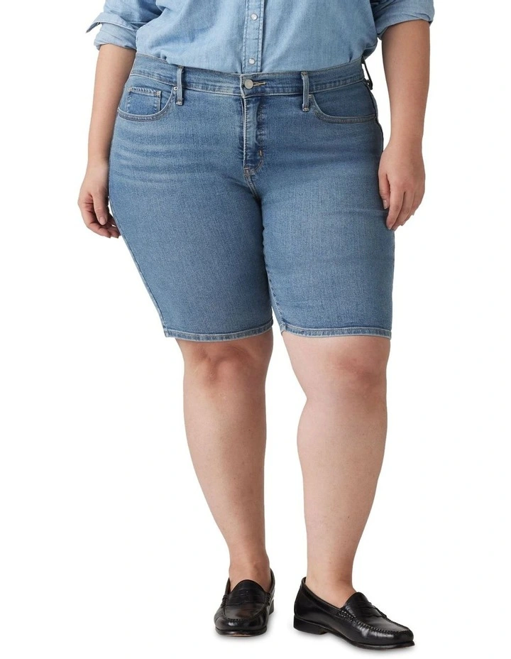 Shaping Bermuda Shorts (Curve) in Camp Denim image 1