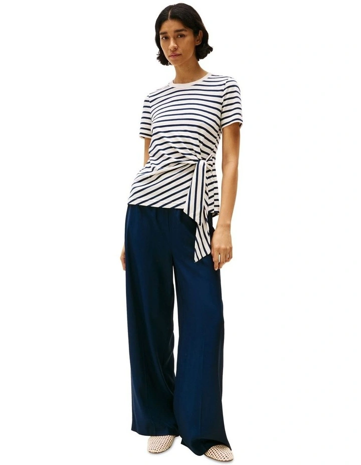 Side Knot Crew Neck T-shirt in White image 4