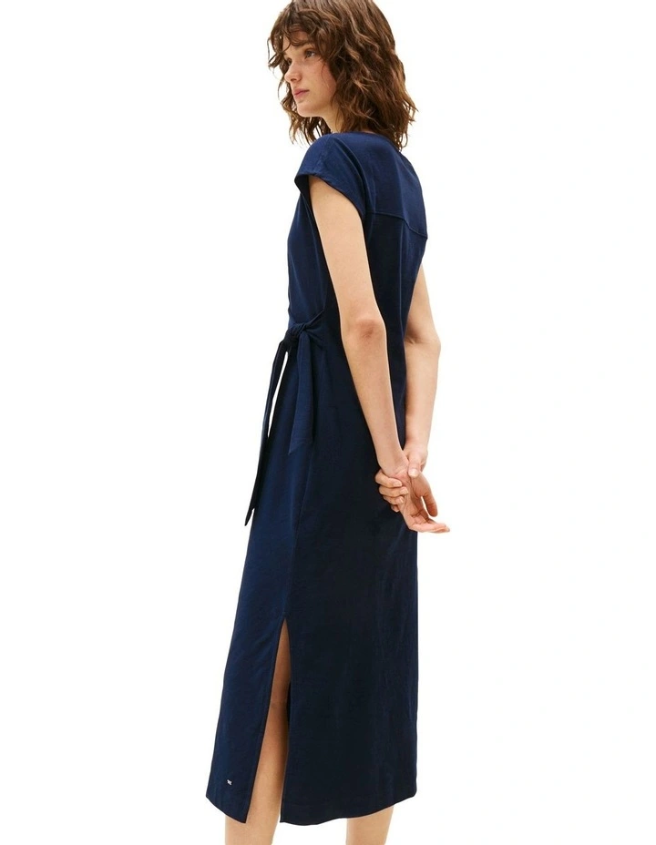 Boat Neck Slim Midi Dress in Blue image 4