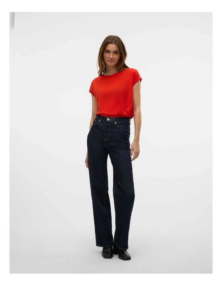 Ava Plain Top in Red image 3