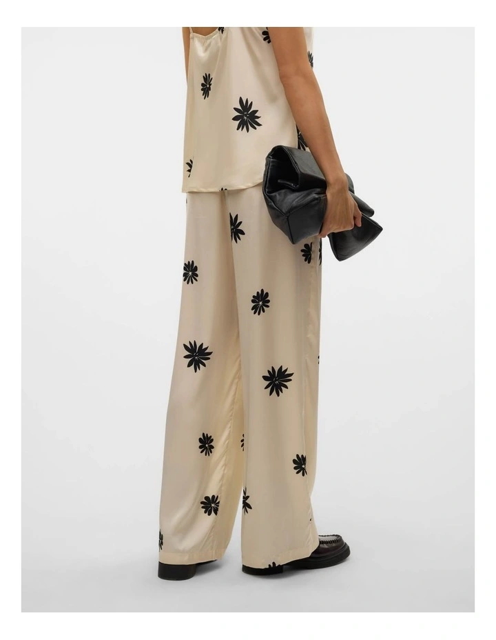 Roe Floral Pants in Cream image 3