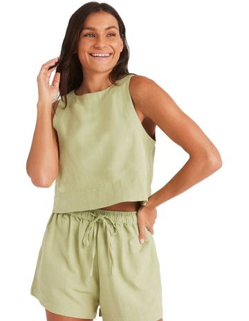 Pistachio colour