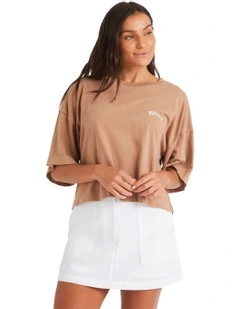 Be Easy Tee in Brown