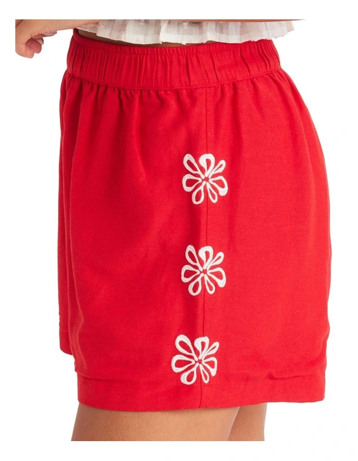 Chase Short in Red image 4