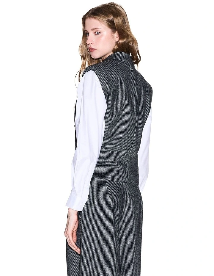 Sleeveless Jacket in Grey image 2