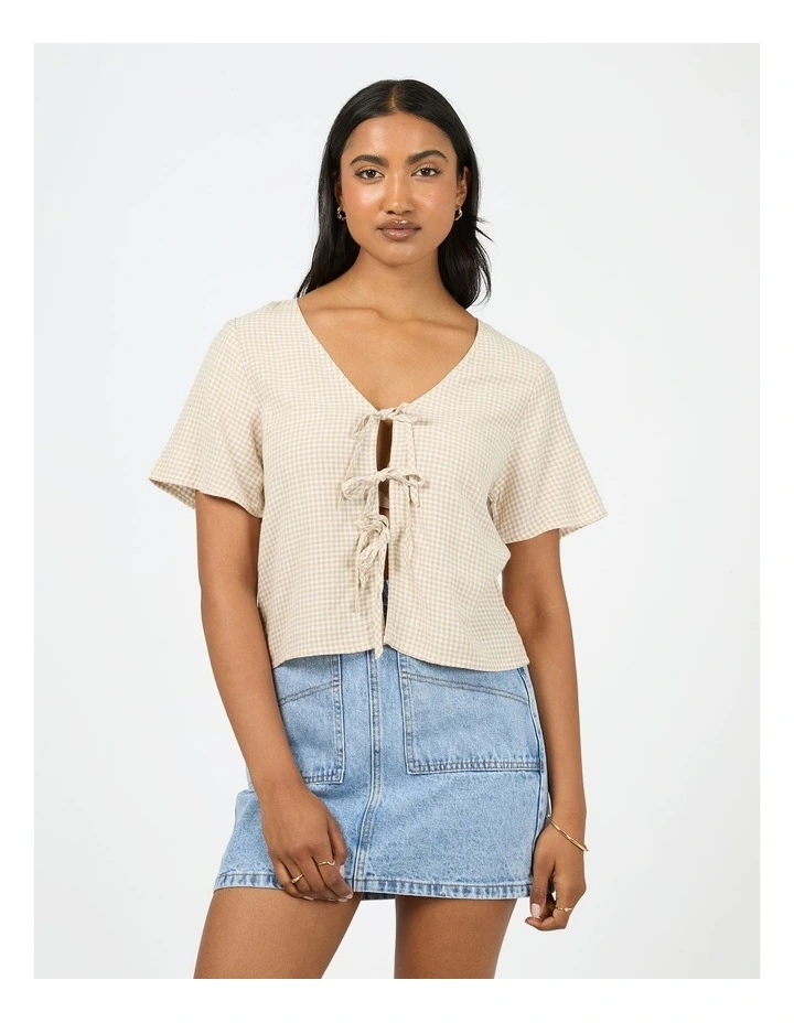 Hampton Top in Cream image 1