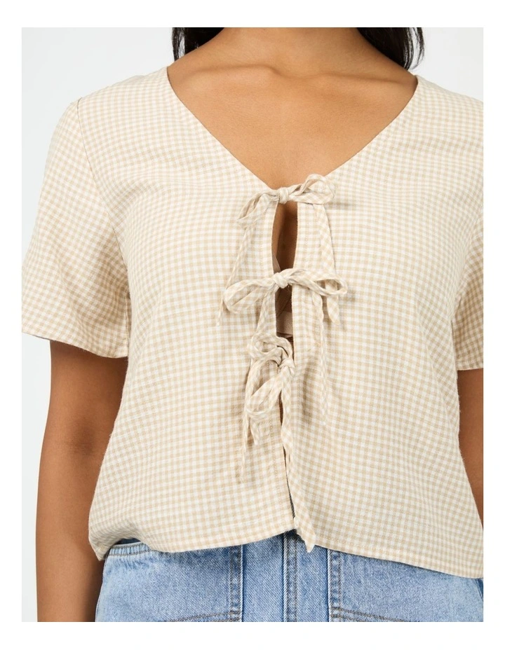 Hampton Top in Cream image 4