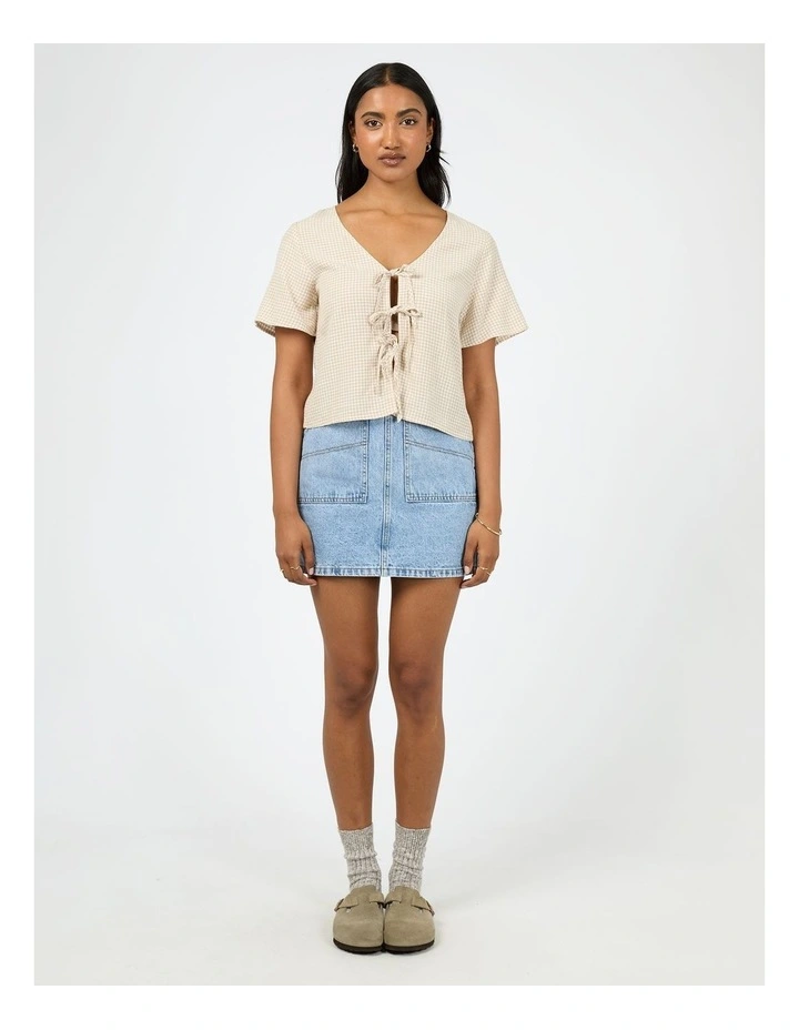 Hampton Top in Cream image 5