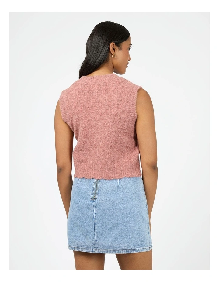 Leah Knit Vest in Quartz Pink image 2