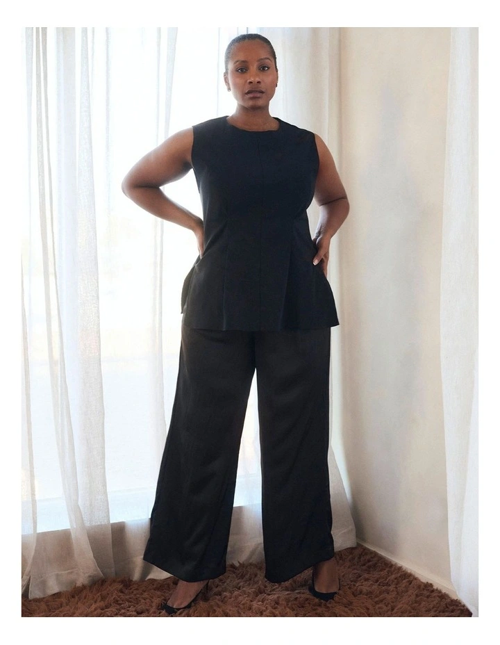 Monique Pant in Black image 2