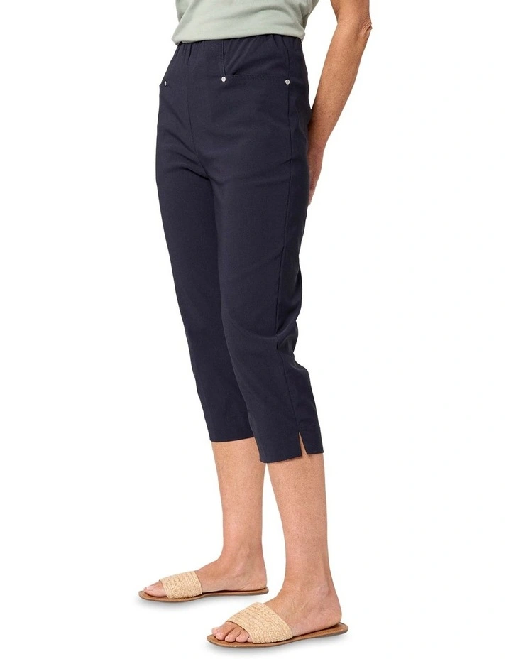 Liberty 3/4 Pant in Blue image 3