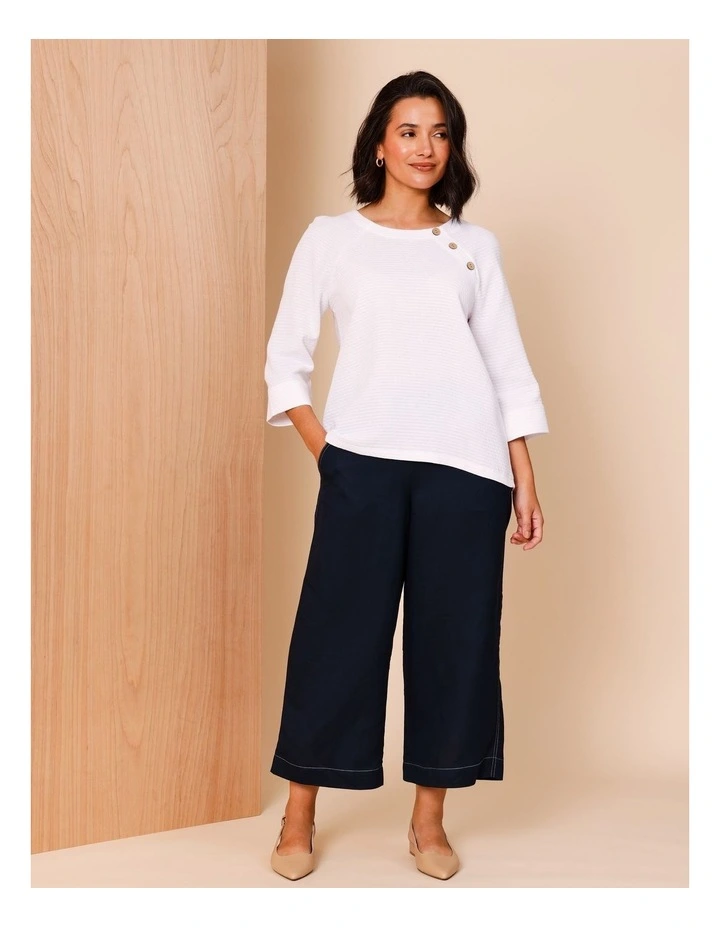Organic Cotton Blend 3/4 Raglan Sleeve With Woven Front Knit Back In White Mini Circle Print image 3