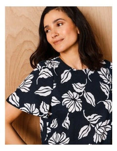 Short Bell Sleeve Tee In Navy/White Floral