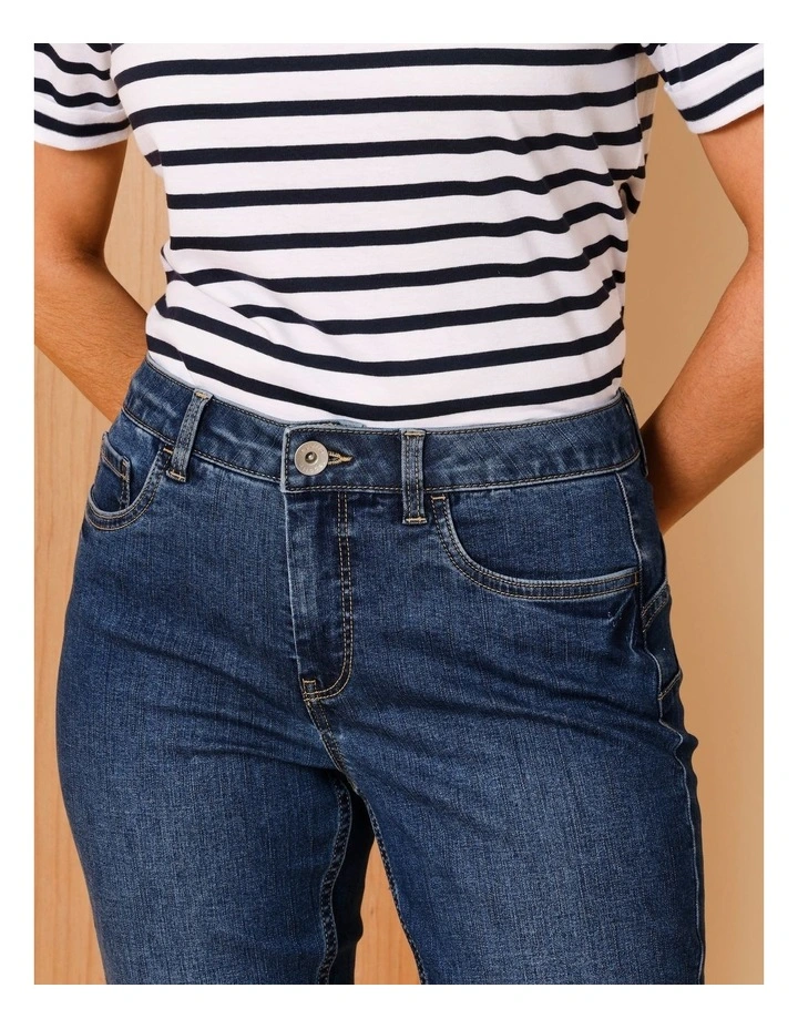 Wardrobe Staple Crop Denim Jean In Dark Blue image 3