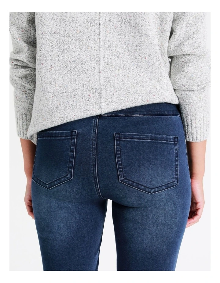 Recycled Cotton Blend Wardrobe Staple Jegging Full Leg Denim in Mid Indigo image 7
