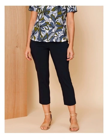 Wardrobe Staple Stretch Crop Pant In Navy