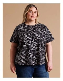 Organic Cotton Short Sleeve Button Back Swing Top In Neutral/Navy Abstract Spot