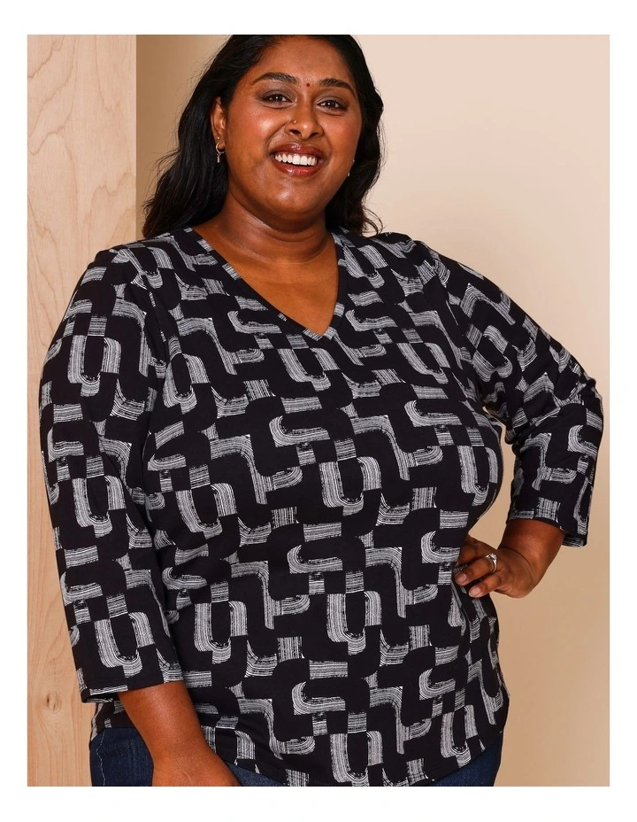 Wardrobe Staple 3/4 Sleeve Tee In Black & White Geometric image 2
