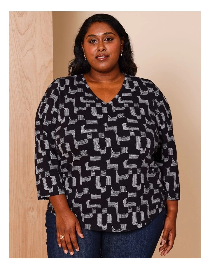 Wardrobe Staple 3/4 Sleeve Tee In Black & White Geometric image 4