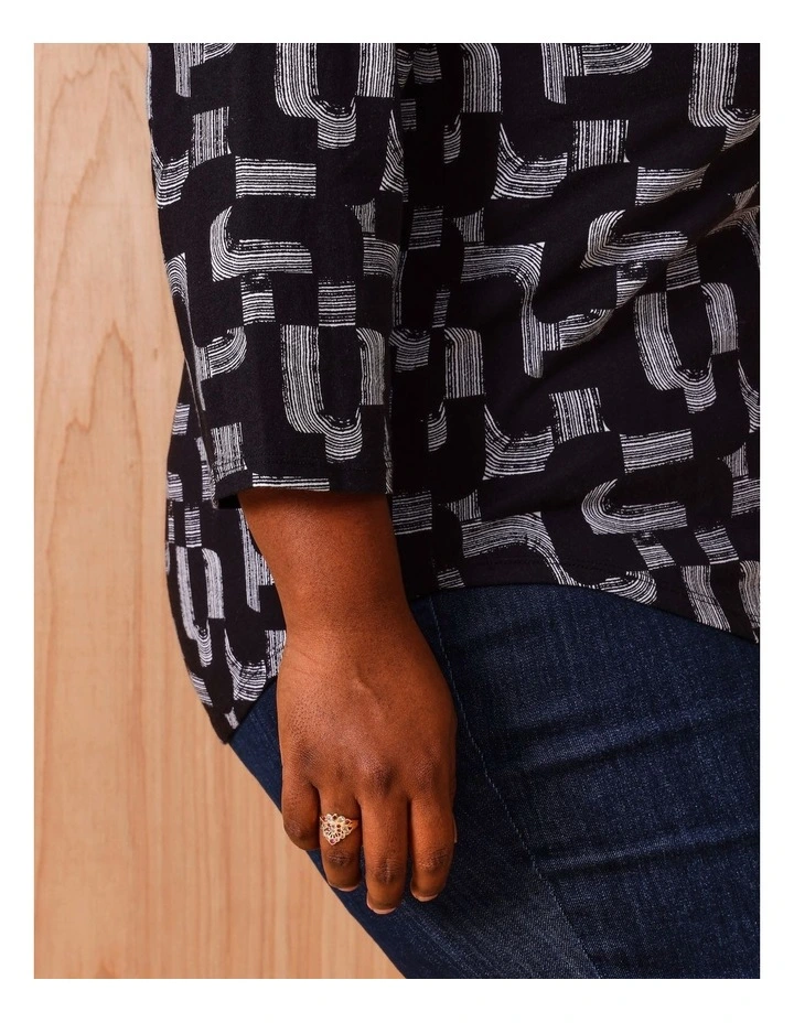 Wardrobe Staple 3/4 Sleeve Tee In Black & White Geometric image 5