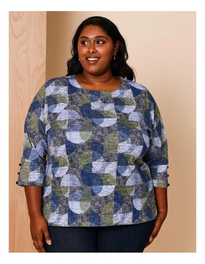3/4 Button Sleeve Tee in Olive/Navy Textured Spot Print image 3
