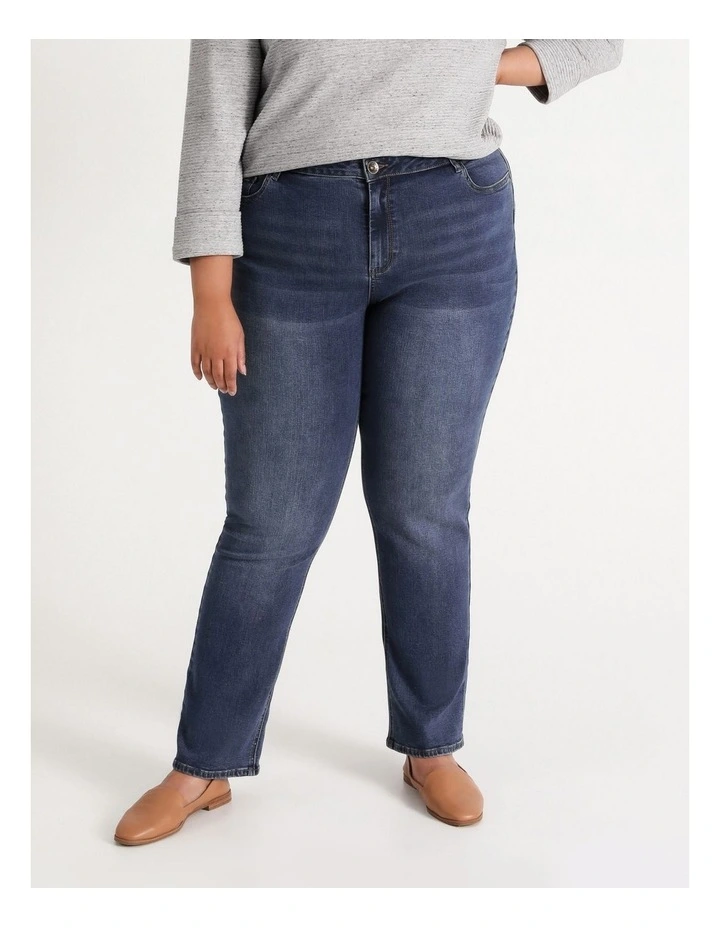 10 Pairs Of Flattering Jeans For Mums Stay At Home Mum Wardrobe Staple Straight Full Length Jean Mid Wash Blue image 2