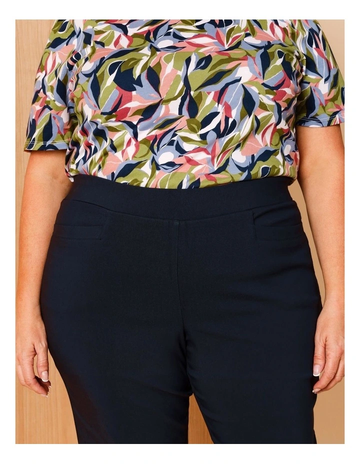 Wardrobe Staple Stretch Crop Pant In Navy image 4