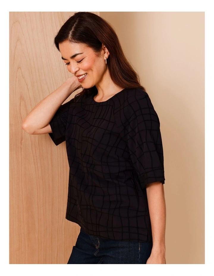 3/4 Sleeve Textured Woven Front/Knit Back Tee in Black image 3