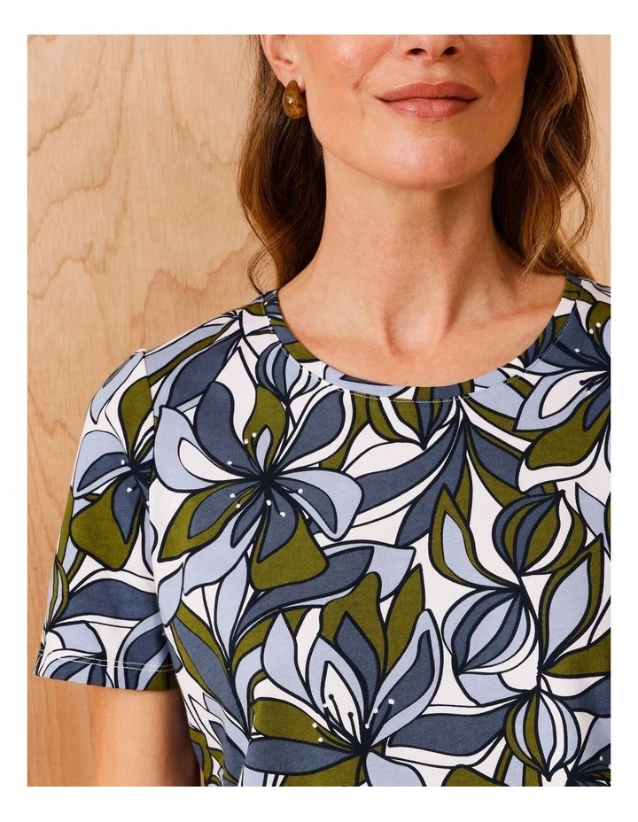 Wardrobe Staple Short Sleeve Tee In Blue/Green Tiger Lily Print image 6