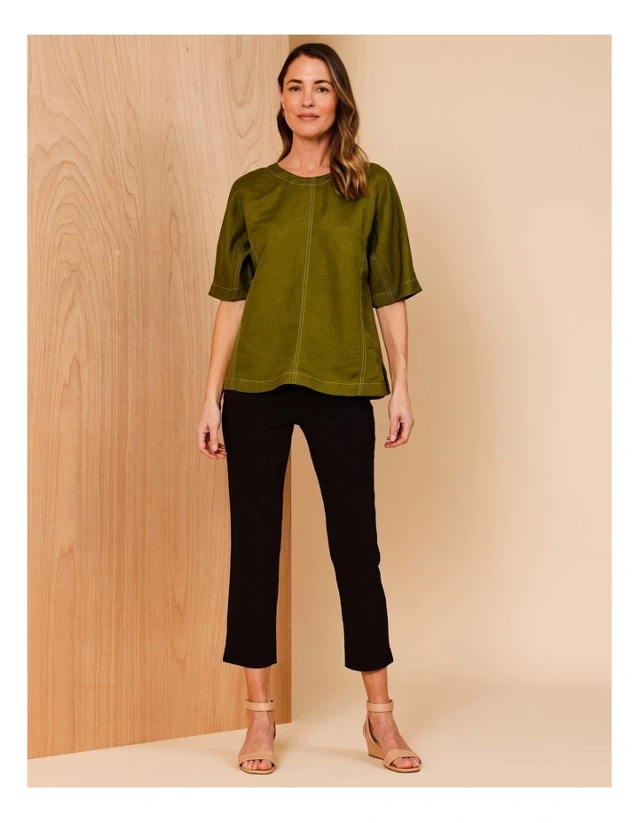 Wardrobe Staple Stretch Crop Pant In Black image 2