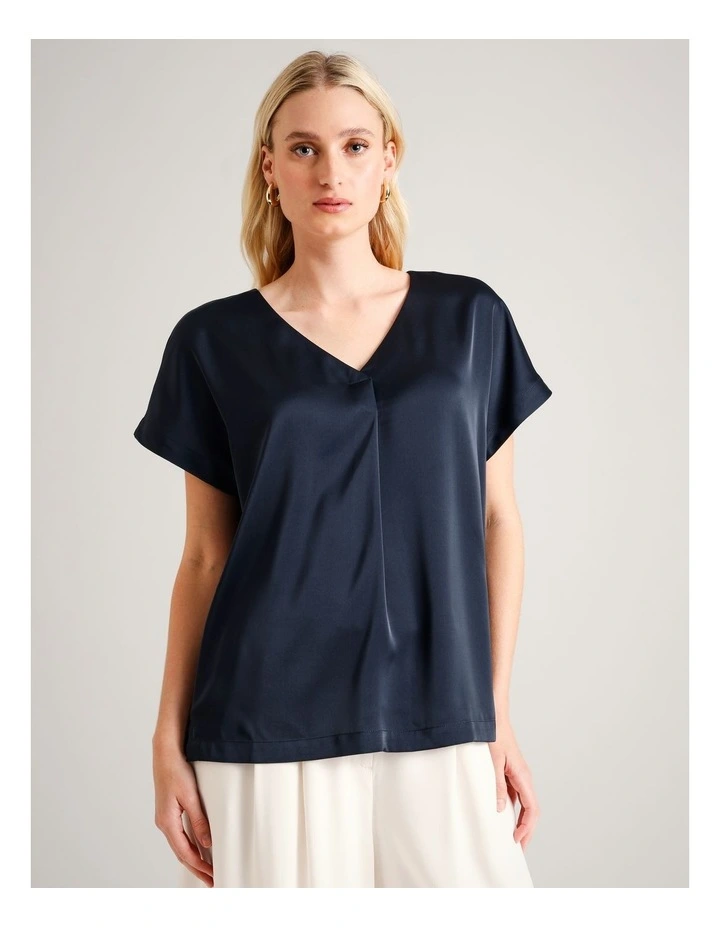 Satin V-Neck Tee in Navy image 4