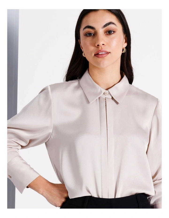 Recycled Polyester Satin Pleat Shirt in Light Pink image 5