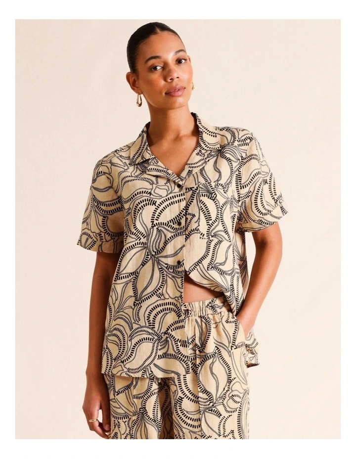 European Linen Short Sleeve Shirt in Sand image 1