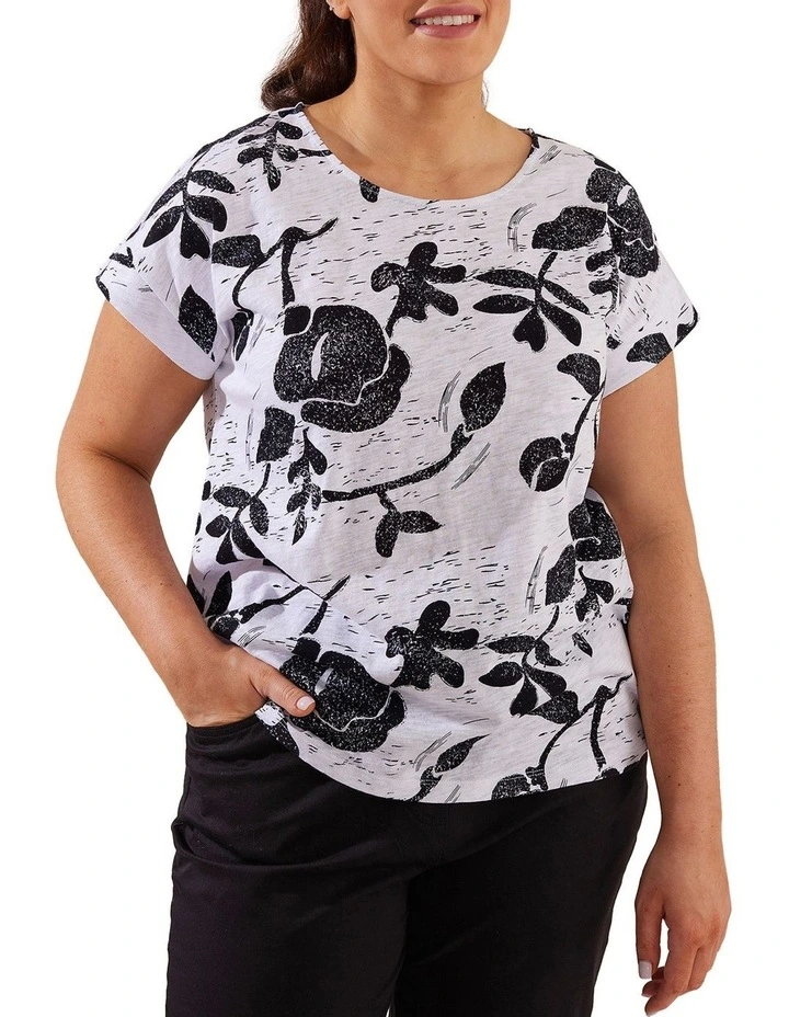 myer yarra trail woman