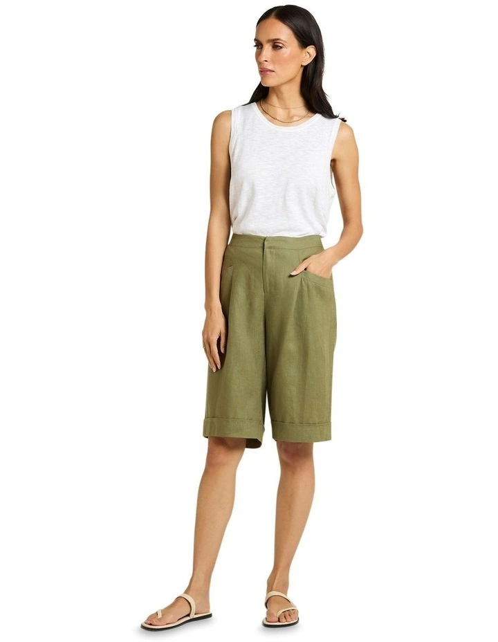 Bermuda Short in Moss image 1