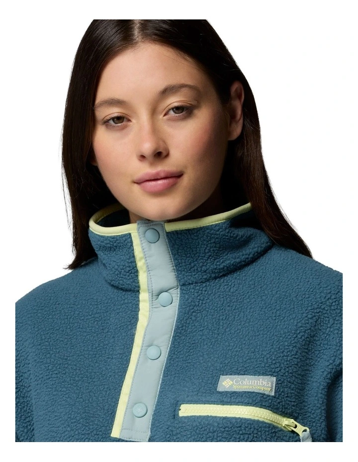 Helvetia II Cropped Half Snap Fleece Pullover in Blue image 4