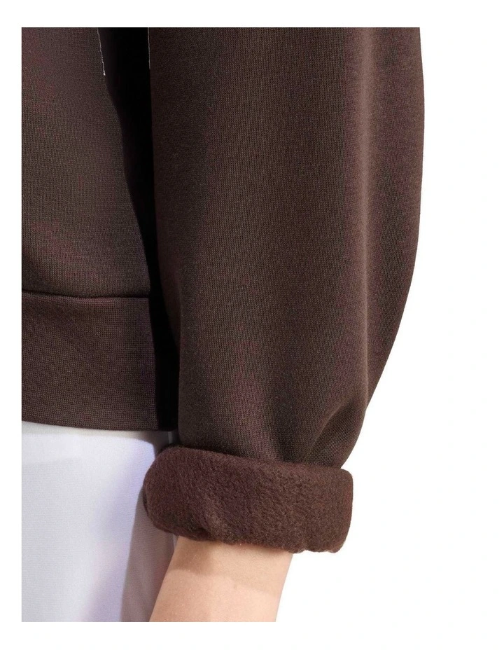 Essentials Small Logo Feelcozy Sweatshirt in Brown image 5