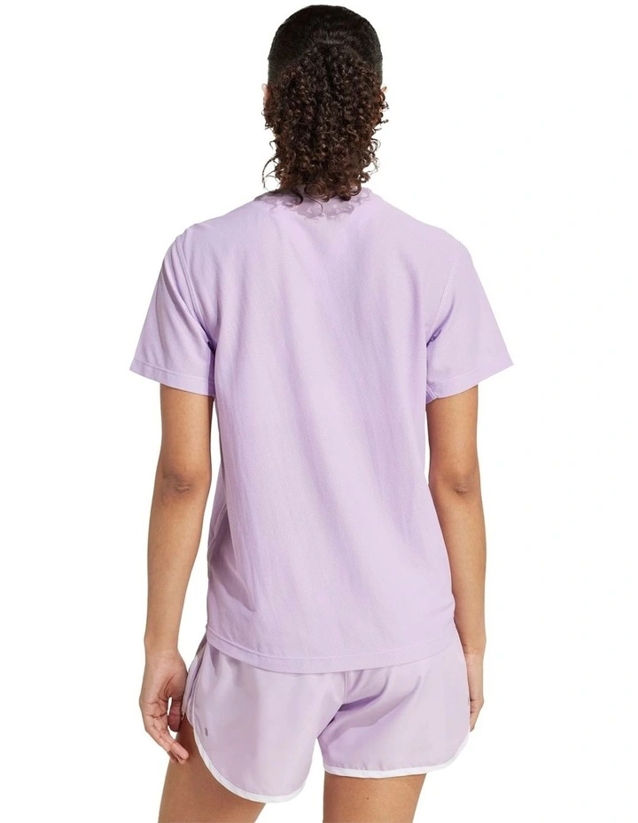 Own The Run T-shirt in Purple image 2
