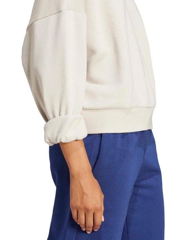 Essentials Small Logo Feelcozy Sweatshirt in Grey image 4