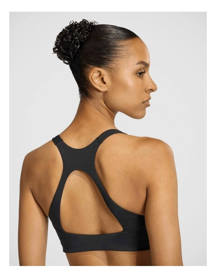 Optime Workout Medium Support Bra image 5